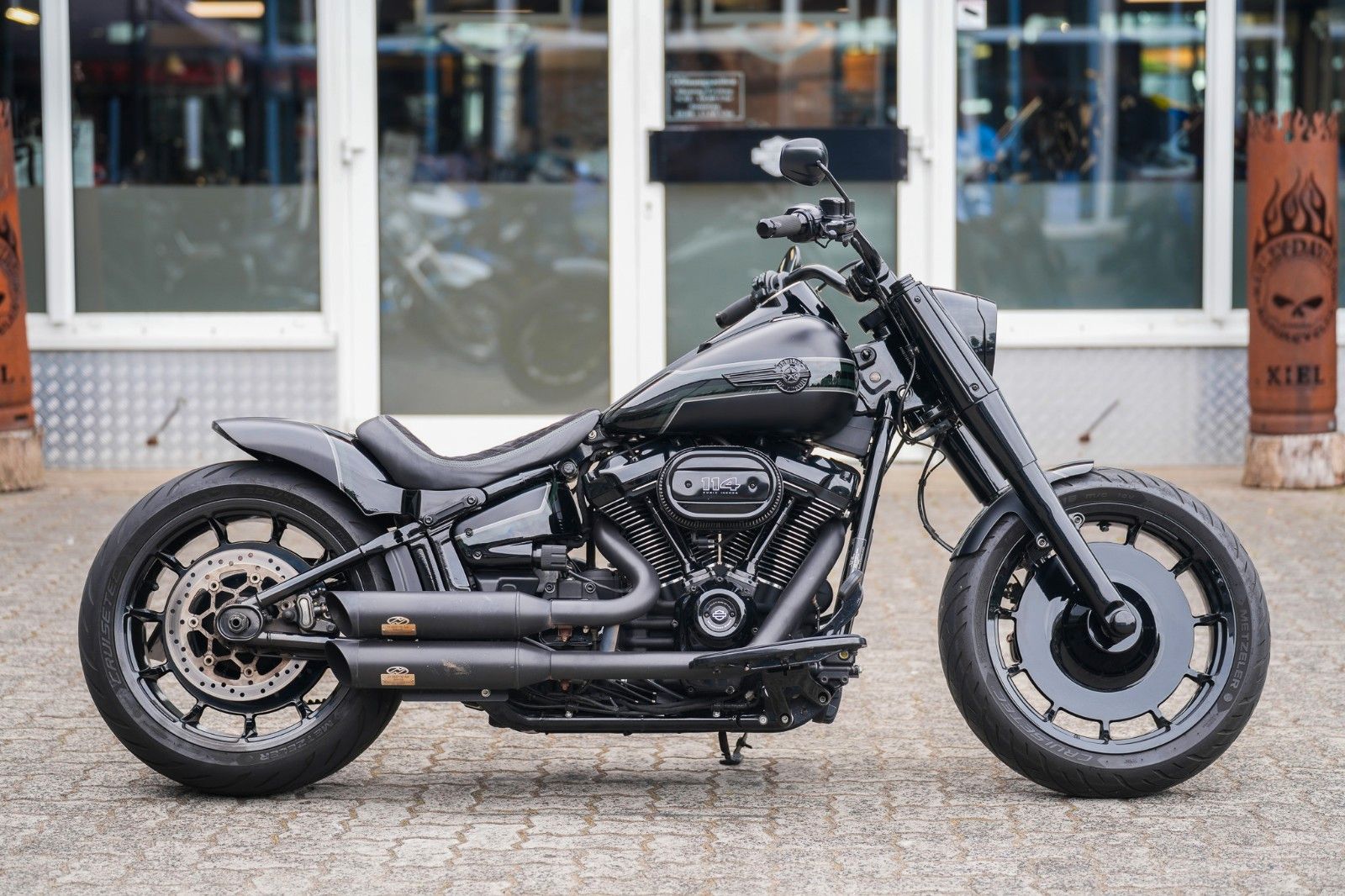 Fahrzeugabbildung Harley-Davidson DARK BOY 114 cui - FAT BOY FLFBS - JEKILL & HYDE