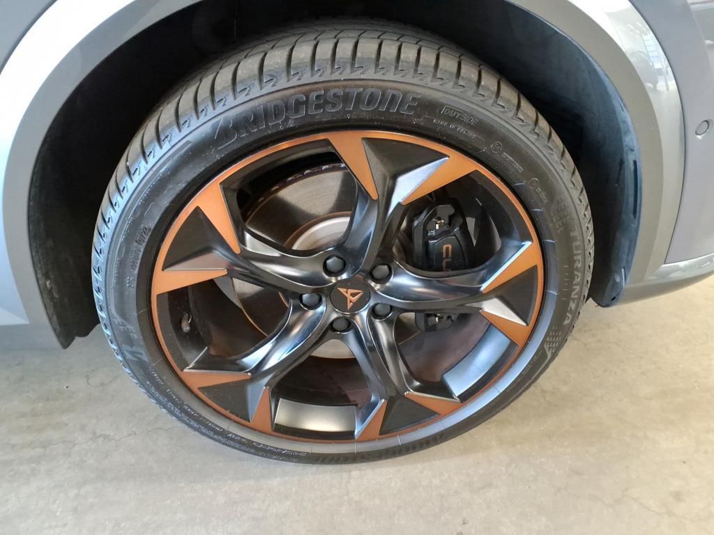 Cupra Formentor VZ 1.4 e-Hybrid DSG Pano*RFK*PDC*Tempo