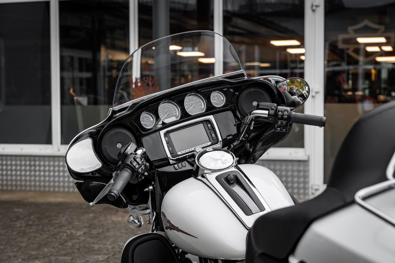 Fahrzeugabbildung Harley-Davidson E-Glide Ultra 103 cui FLHTKL - Kesstech -
