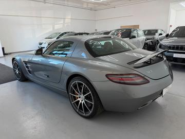 2010 Mercedes-BENZ SLS AMG — фото 6