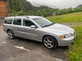 Volvo V70 2.5T AWD - Volvo V70 aus 2005