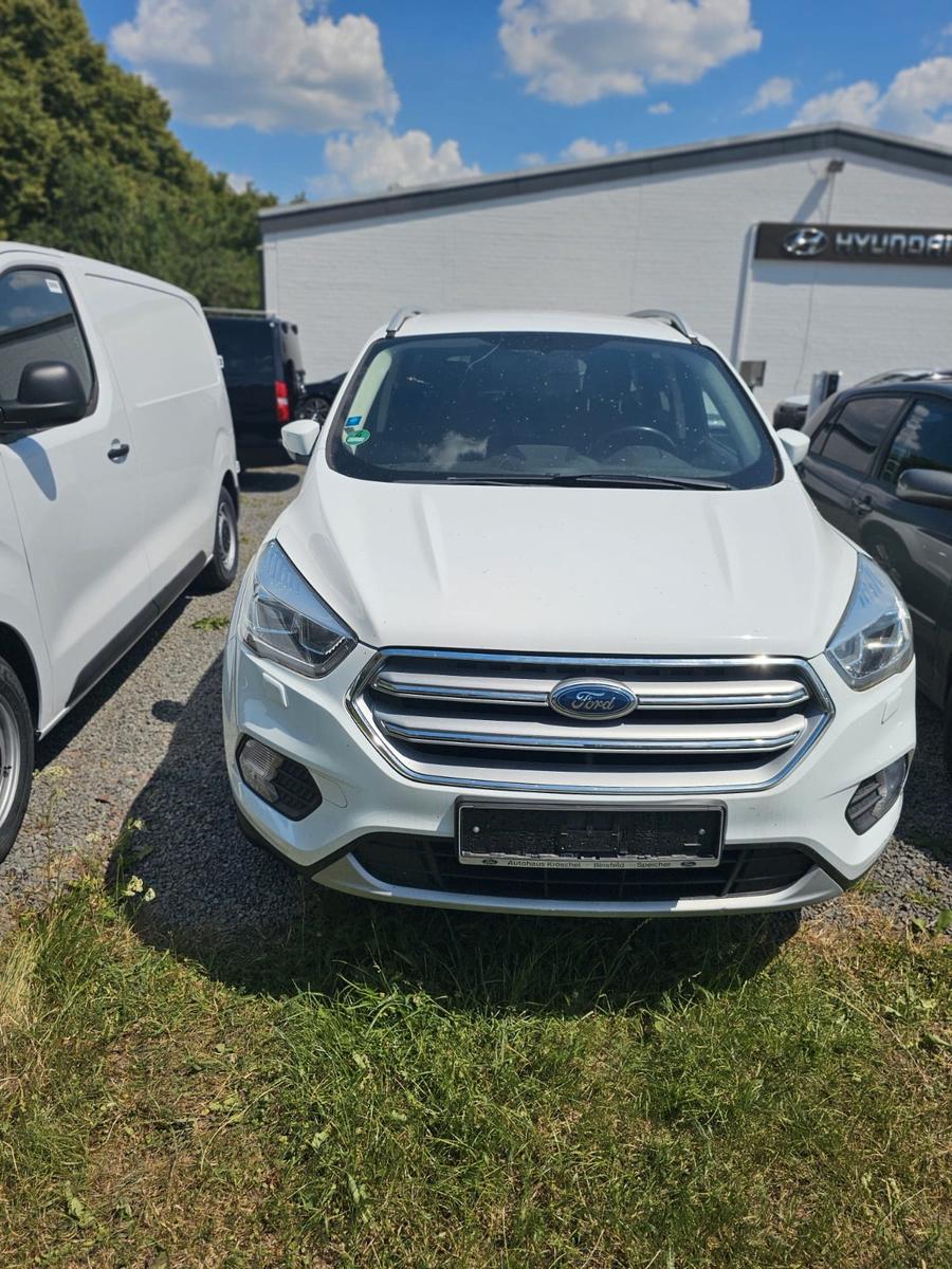 Ford Kuga Cool & Connect