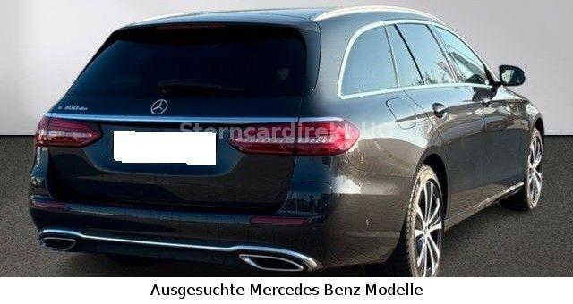 Mercedes-Benz E 300 de T 4M MBUX RFK LED AHK TWA PANORAMA