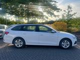 Skoda Octavia 2.0 TDI Combi Ambition / neues Modell - Skoda Octavia: Modell