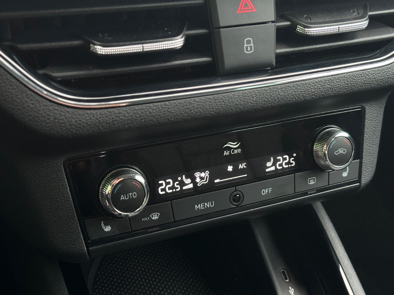 Skoda 110PS Ambition Climatronic Tempomat PDC/H LM16"