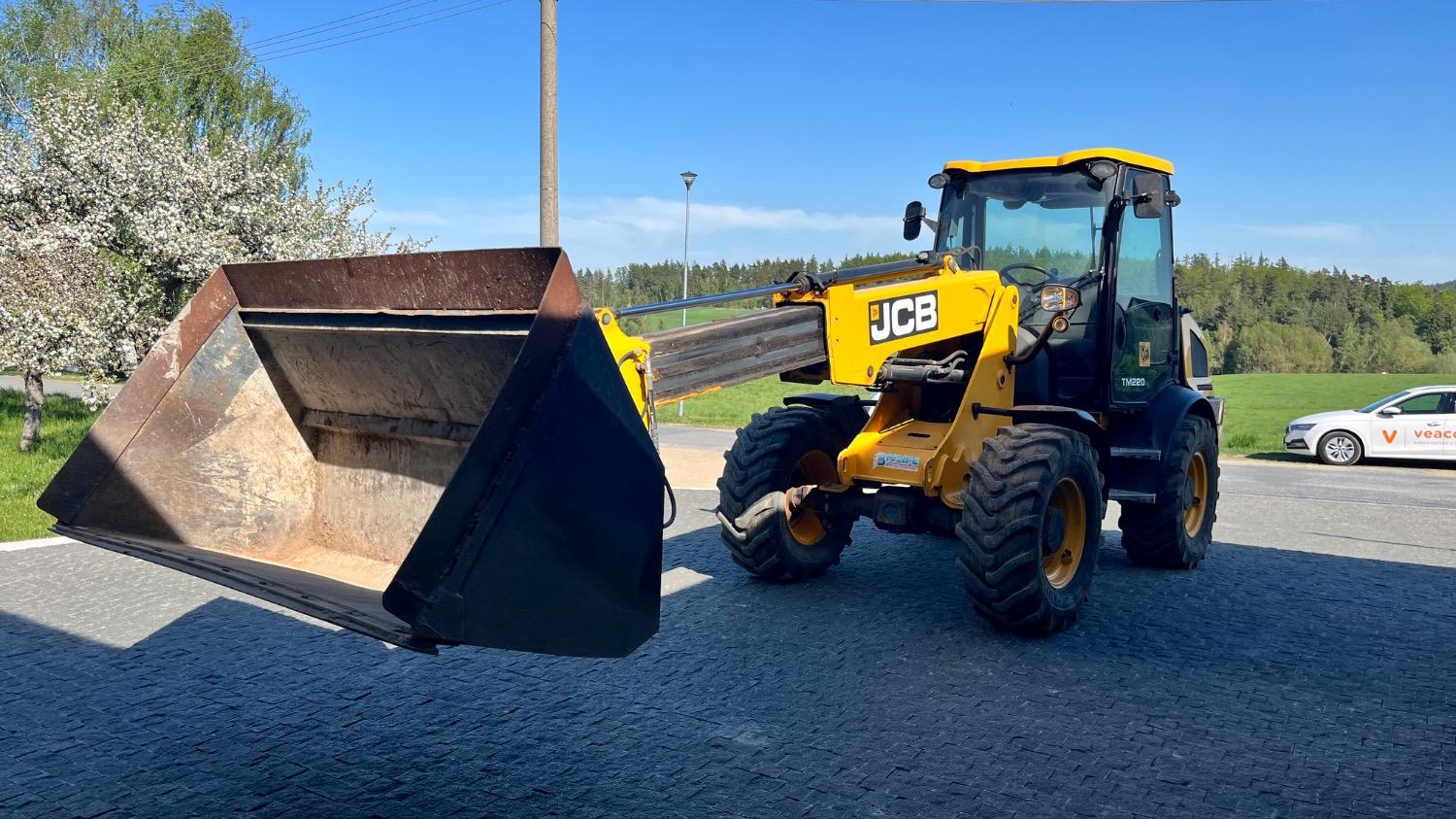 JCB TM 220 4X4