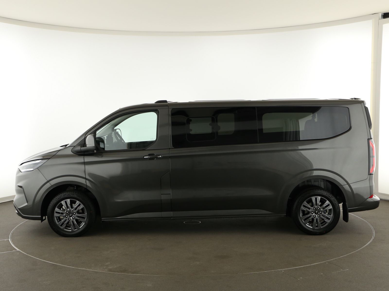 Ford Tourneo - Bild 4