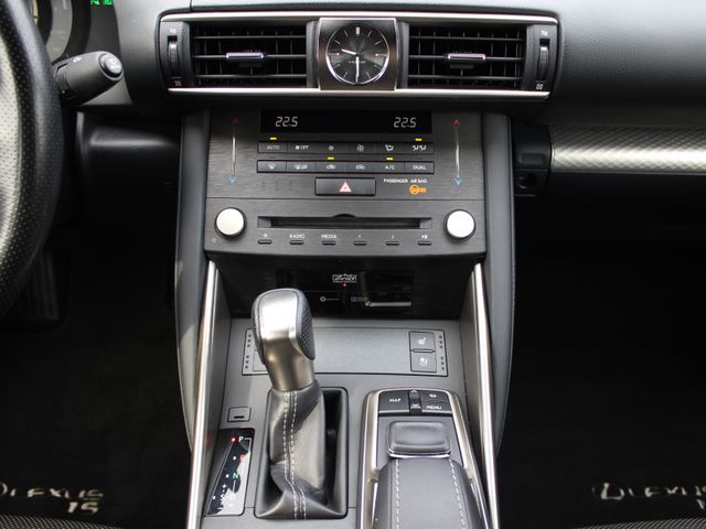 IS 300h F Sport  Mark-Levinson*wenig Kilometer