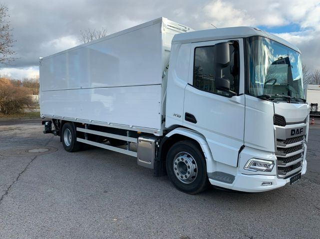 DAF XD 370 FA Getränkeaufbau zikun