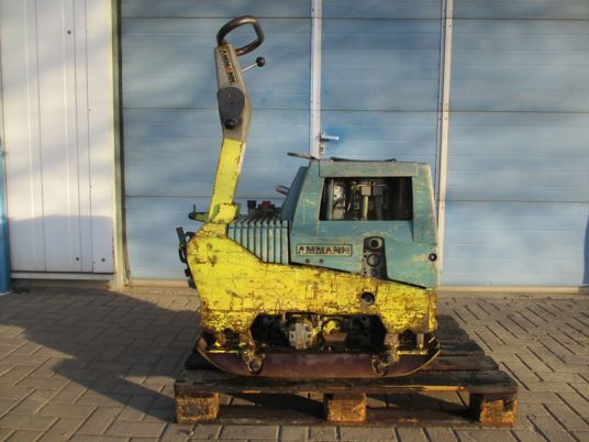 Ammann AVH4020 (netto 2.400€) 400kg