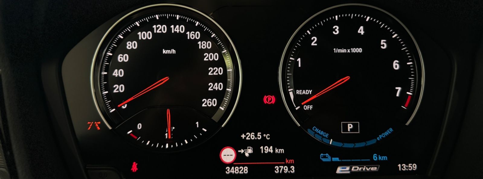 Fahrzeugabbildung BMW X1 xD25e Sport Line Kamera HUD Komfort DAB Leder