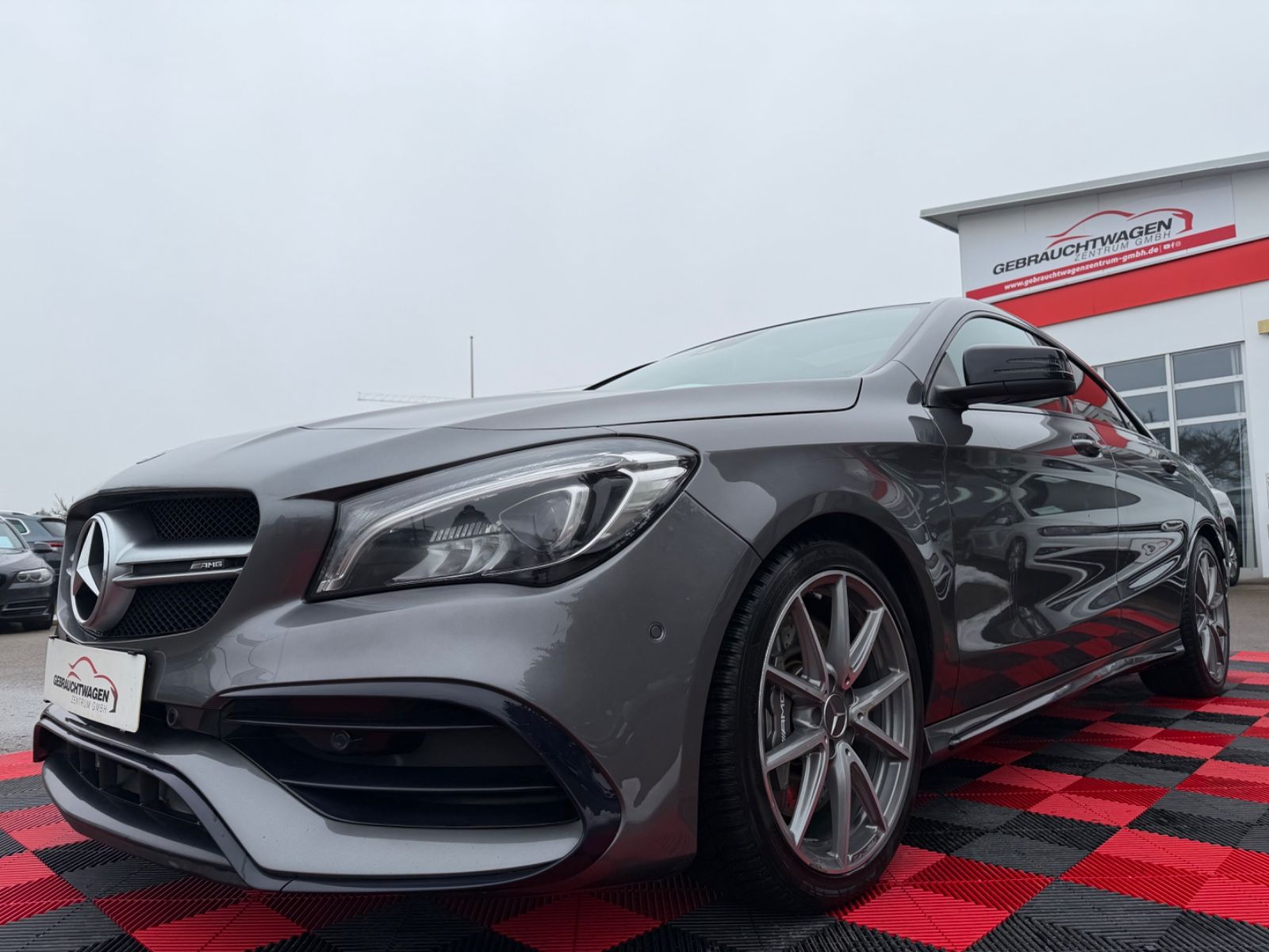 MERCEDES-BENZ AMG CLA 45 4MATIC SPEEDSHIFT DCT 7G*LED*Panorama