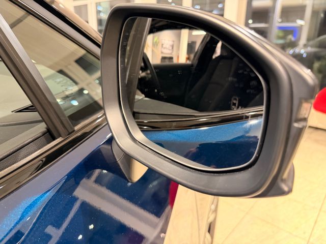 Toyota C-HR 1,8 l Teamplayer + Technik Paket