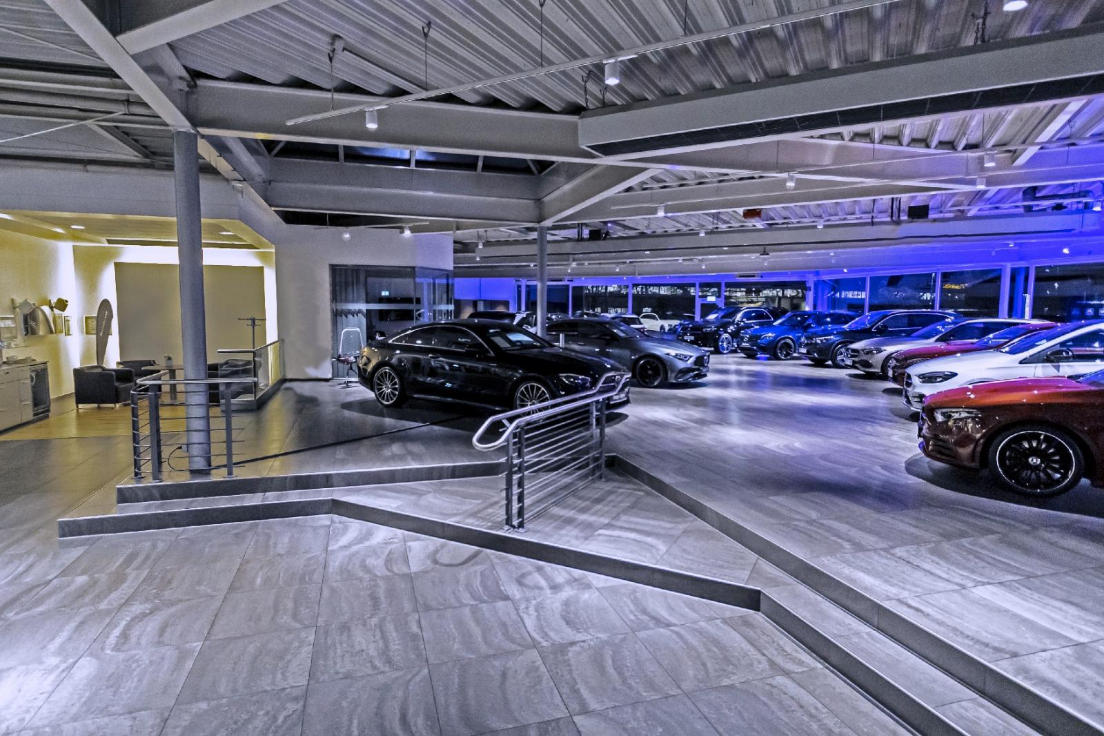 showroom-image-main