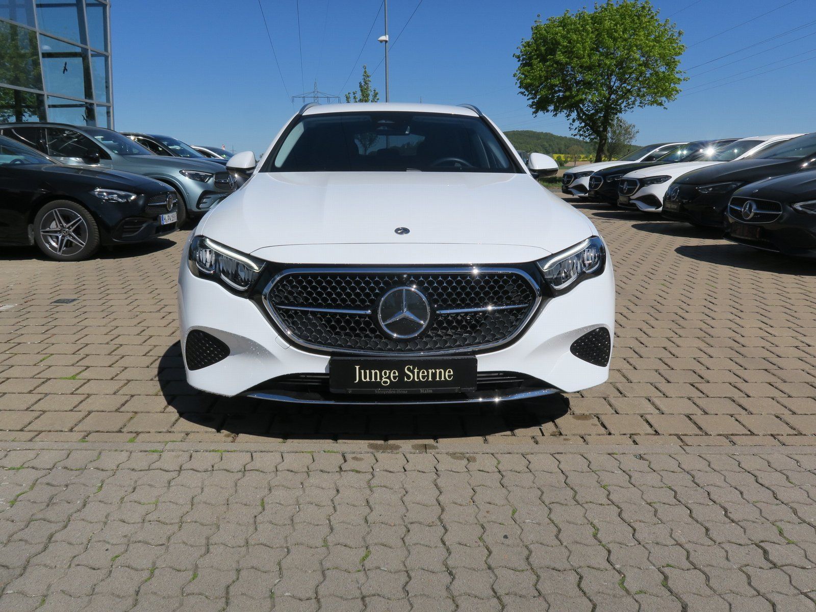 Mercedes-Benz E 300 e Avantgarde Advanced AHK Burmester 360° foto 2