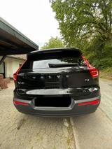 Volvo Gelegenheit! Gepflegter XC40 T3 1. Hand - schwarze Volvo XC40