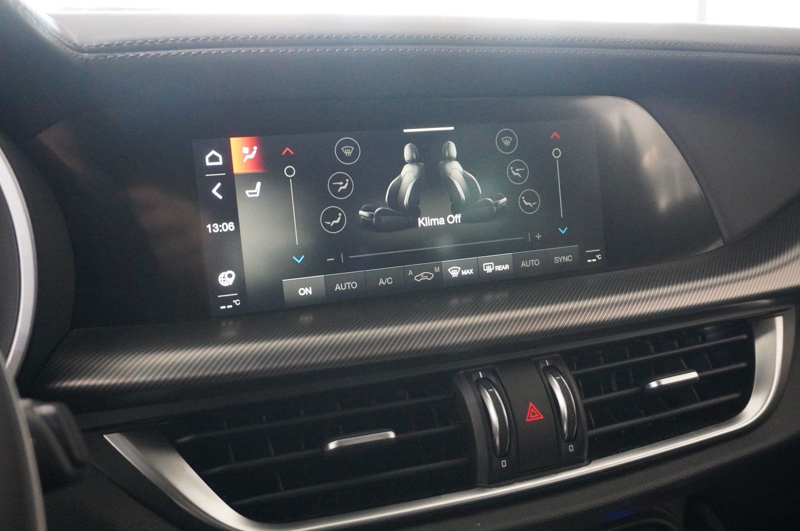 Fahrzeugabbildung Alfa Romeo Stelvio 2.2D VELOCE Q4 NAVI/LED/KAMERA/MATRIX/SH