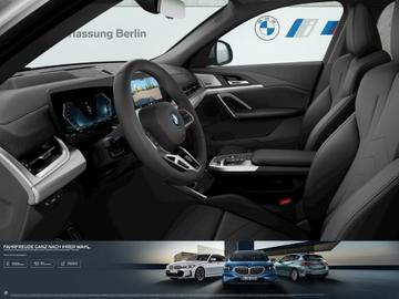 2025 BMW IX2 照片 3