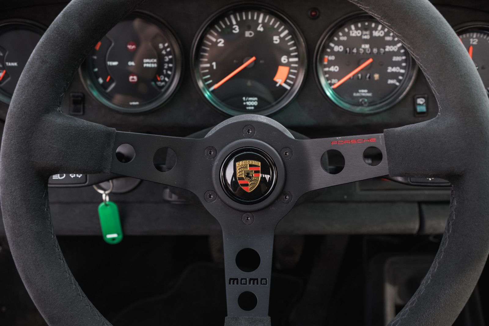 Fahrzeugabbildung Porsche 911 Carrera Coupe - 330PS - umfangr. restauriert