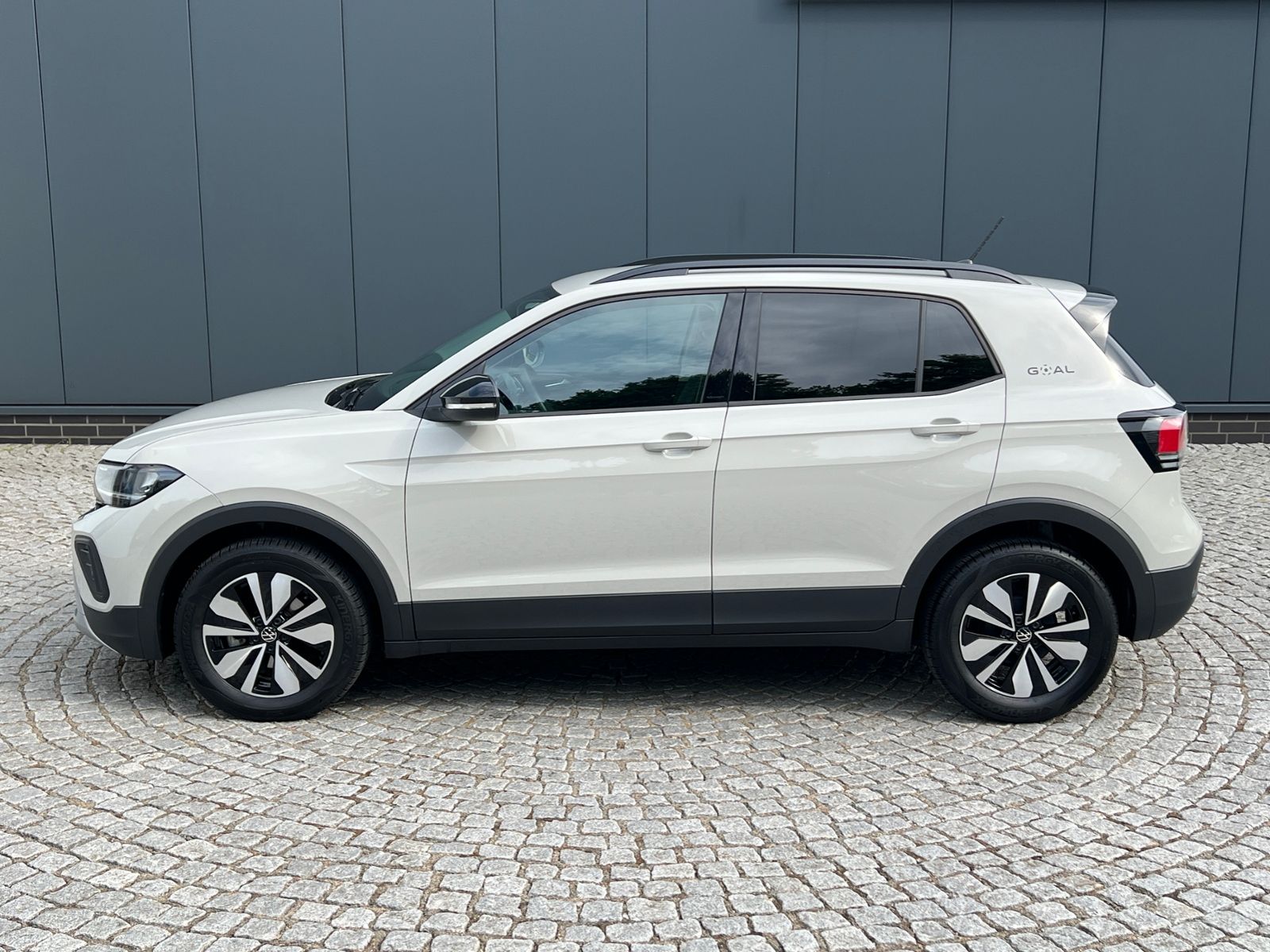 Fahrzeugabbildung Volkswagen T-Cross Goal 1.0 l TSI *LED, ACC, Navi, Kamera,