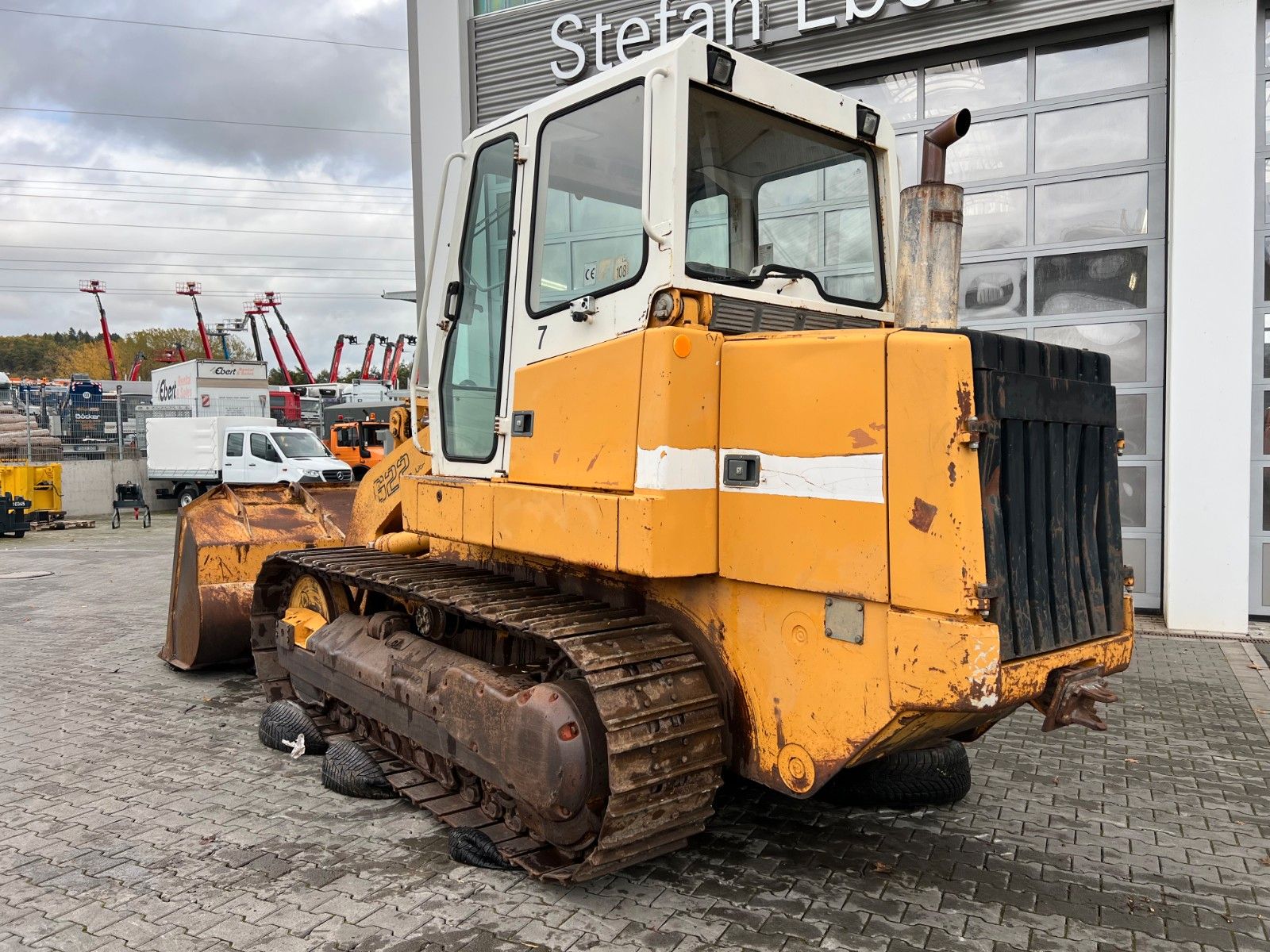 Fahrzeugabbildung Liebherr LR 622 Laderaupe / 9.594h / 1996