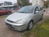Ford Focus 1,8  Ghia Kombi Sitzheizung Wenig KM - Ford Focus aus 2004: Ghia