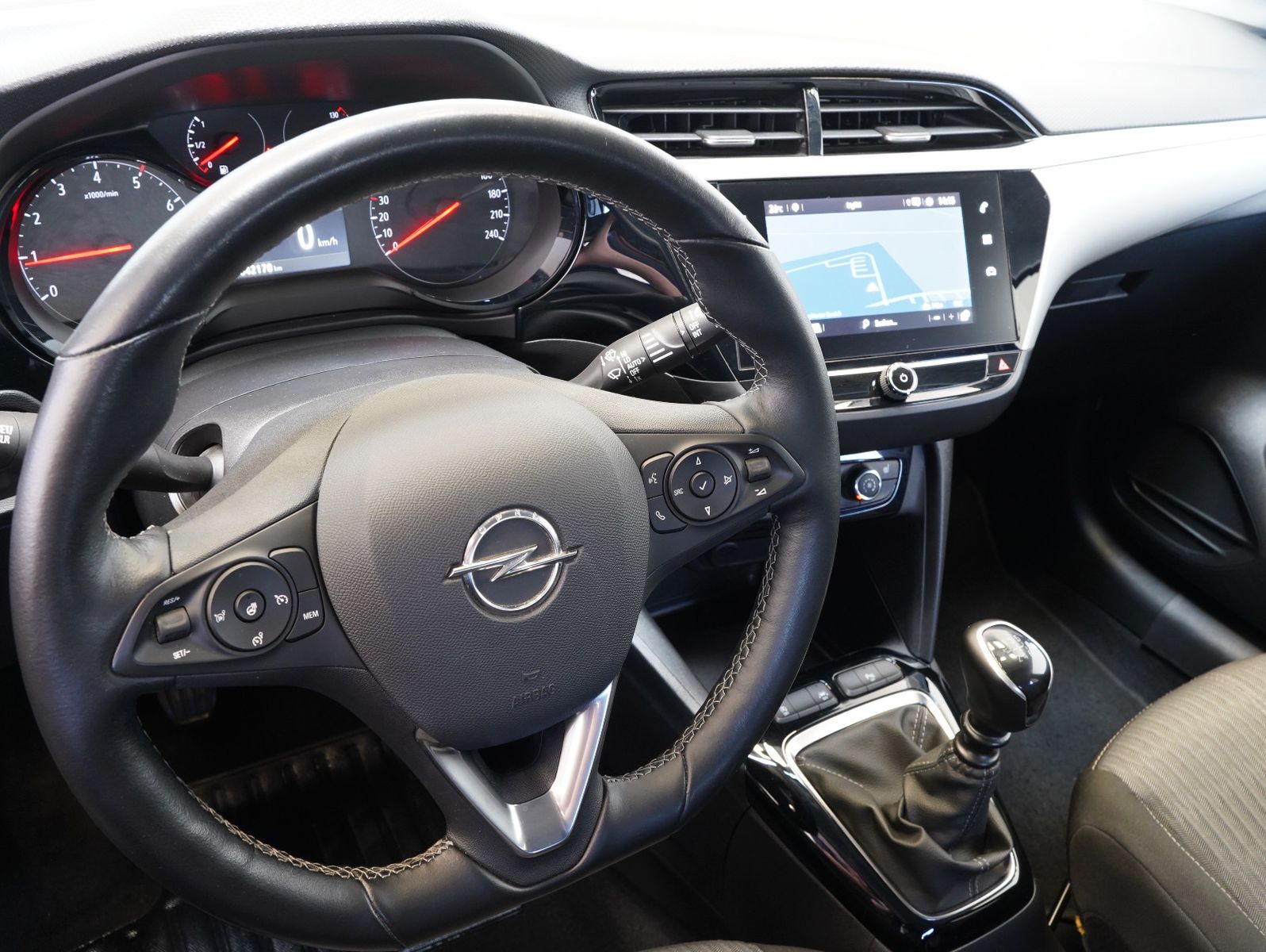 Fahrzeugabbildung Opel Corsa F 1.2 Turbo Edition DAB/LED/PDC/KAMERA/SHZ