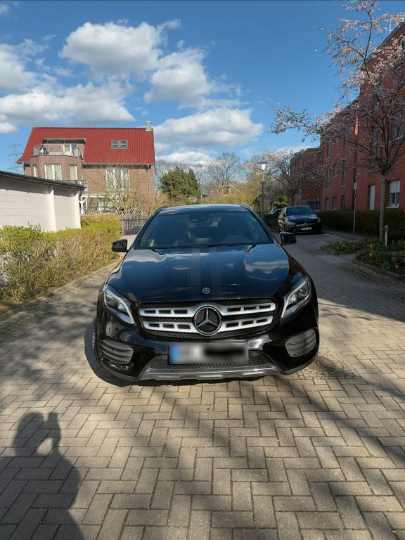 Image of Mercedes-Benz GLA 180