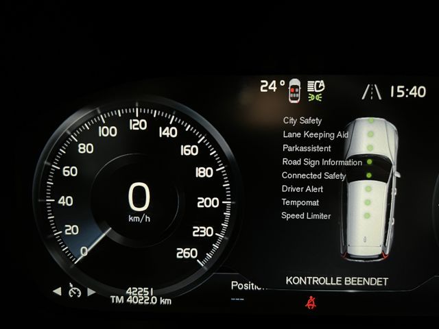 Volvo V60 T6 R-Design Recharge AWD *BigBattery* Kamera