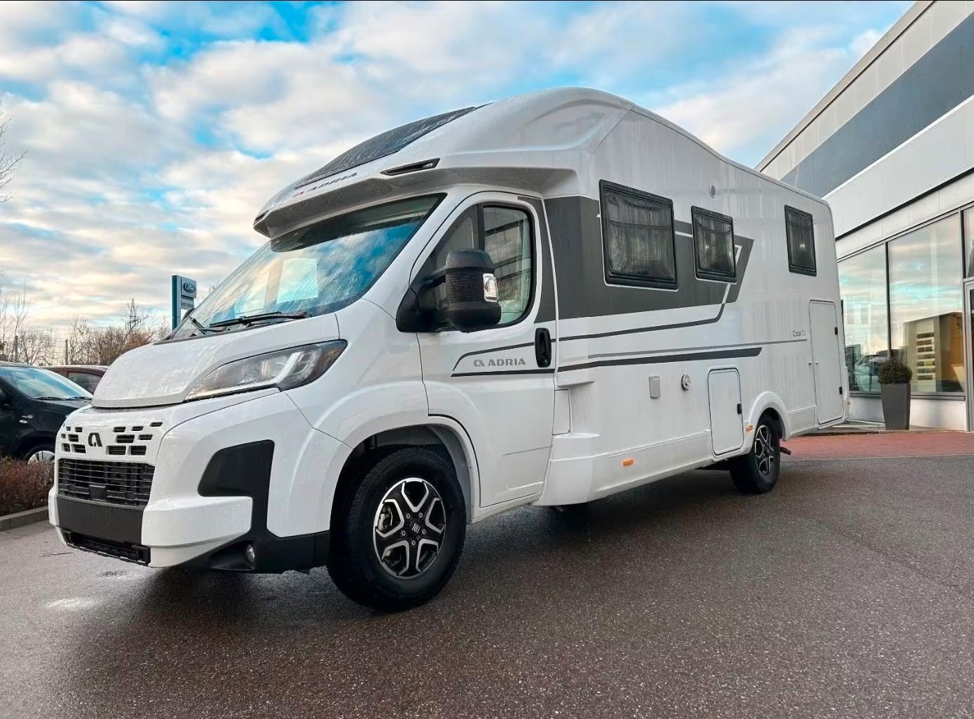 Adria Coral 670 SL-Automatik-Abstandstempomat-