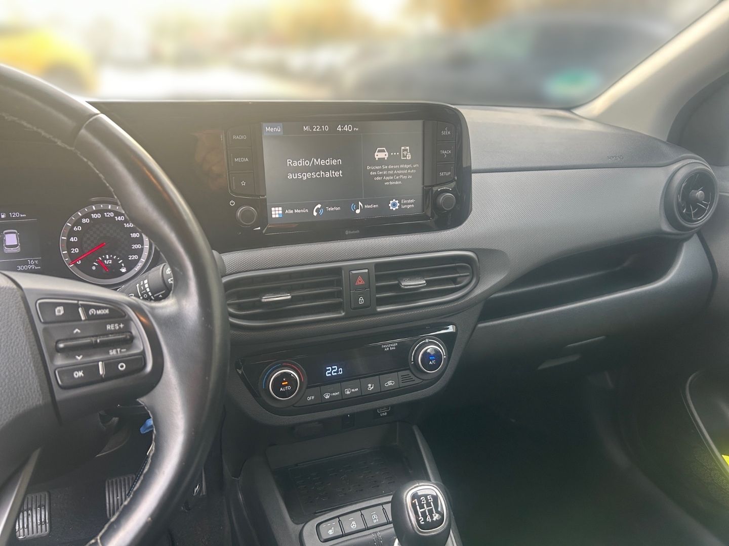 Fahrzeugabbildung Hyundai i10 Trend Navi Apple CarPlay Android Auto Klimaa