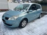 Renault Scenic 1.5 TDI Diesel Euro 4 - Renault Scenic aus 2008 mit Diesel-Antrieb