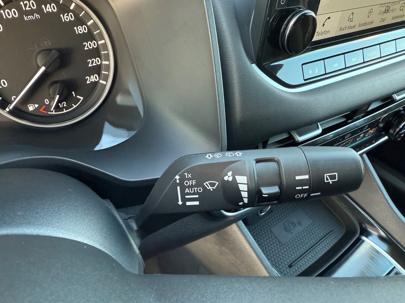 Fahrzeugabbildung Nissan Qashqai Acenta MHEV - Navi, Winter-Paket