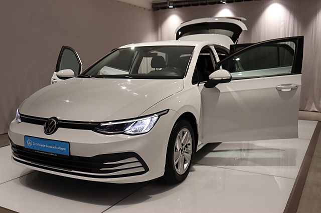 Golf 1.5 TSI Life ACC NAVI SHZ BT PDC LED Klima