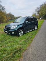 Toyota RAV 4 2.0-l-VVT-i 4x4 - - gebrauchte Toyota RAV 4 aus dem Jahr 2004