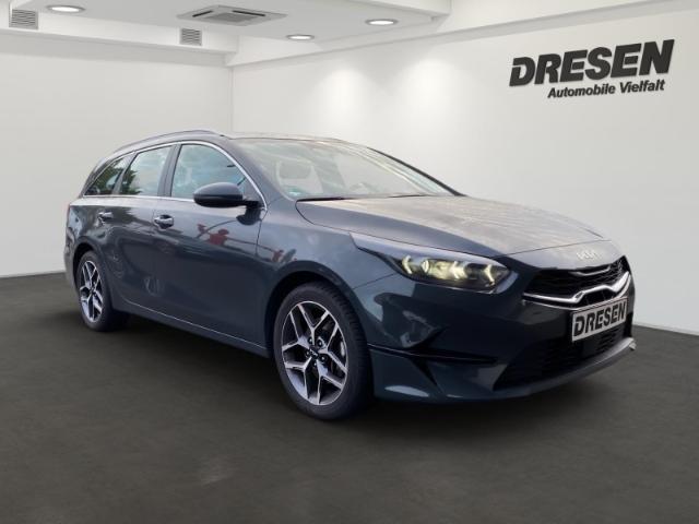 Kia Ceed_sw Sportswagon 1.5 T-GDI DCT Spirit Navi+Si