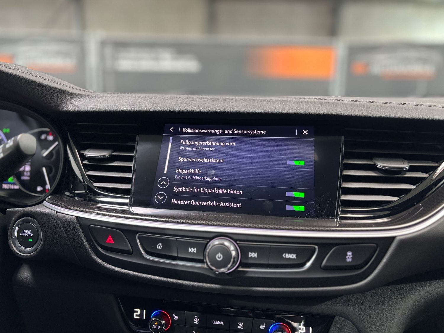 Fahrzeugabbildung Opel Insignia Elegance#LED#Spur#Ambiente#Kamera#AHK#K