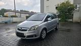 Opel Zafira B Edition - Opel Zafira mit Benzin-Antrieb: Kleinbus