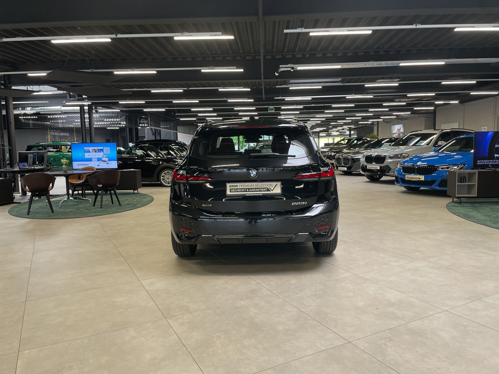 BMW 223 Active Tourer - Bild 9