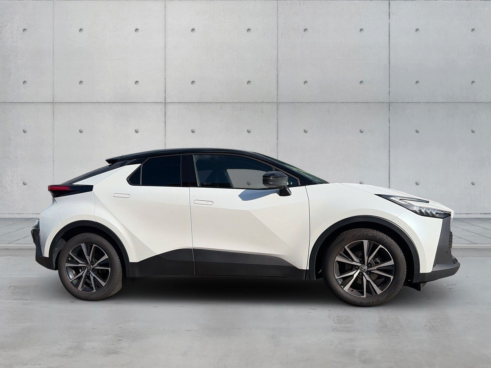 Toyota C-HR Hybrid FWD Black&White AHK Elek-Kofferraum foto 4