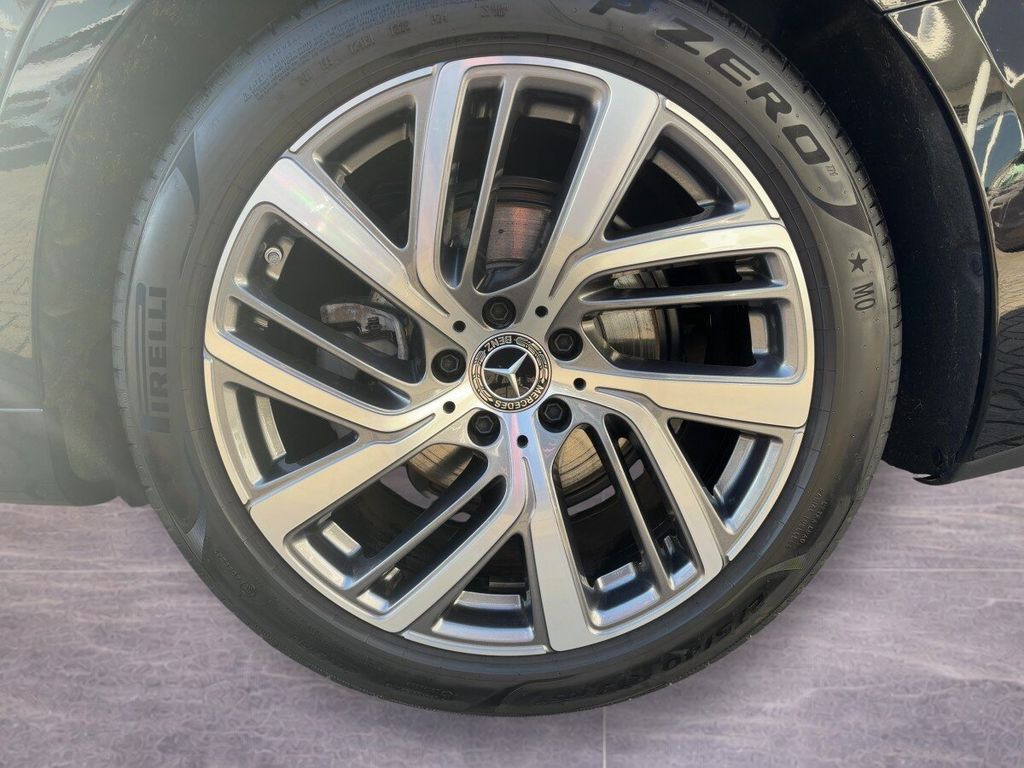 MERCEDES-BENZ E-Class 2025