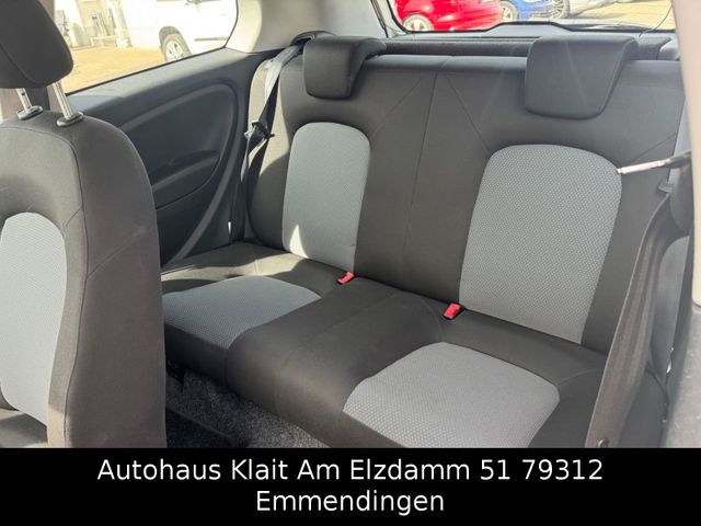 Fahrzeugabbildung Fiat Grande Punto 1.2 8V Basis Klima Tüv
