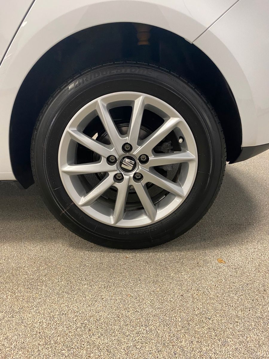 Fahrzeugabbildung SEAT Ibiza 1.0 TSI Style+Checkheft+Freisprech+Tempoma