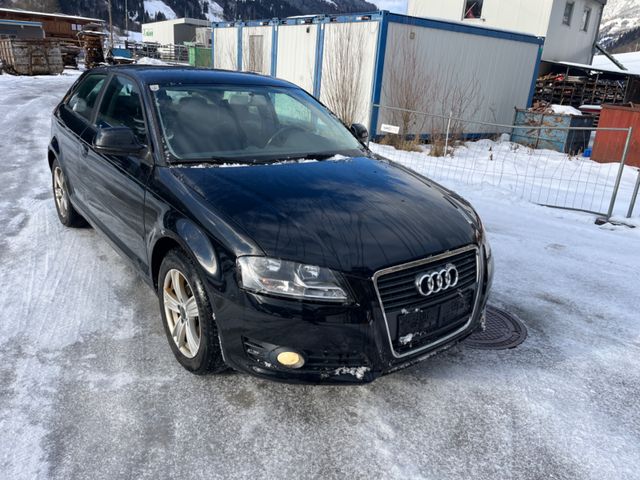 Audi A3 1.6 Ambiente/ 3 DOOR/ ALU/ KLIMA