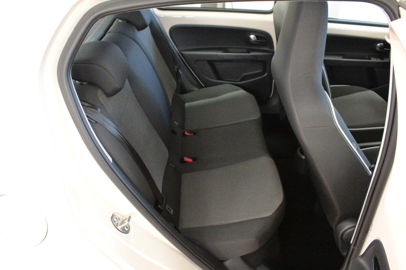 Fahrzeugabbildung SEAT Mii 1.0 Chic   5 türig  *Sitzheizung