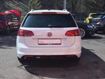 Volkswagen Golf - 5