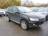 Mitsubishi Outlander Motion 4WD - Mitsubishi Outlander: Motion