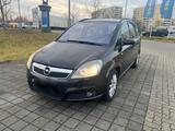 Opel Zafira B 1.9 CDTI 7 Sitzer TÜV Servic... - Opel Zafira aus 2005 mit Diesel-Antrieb