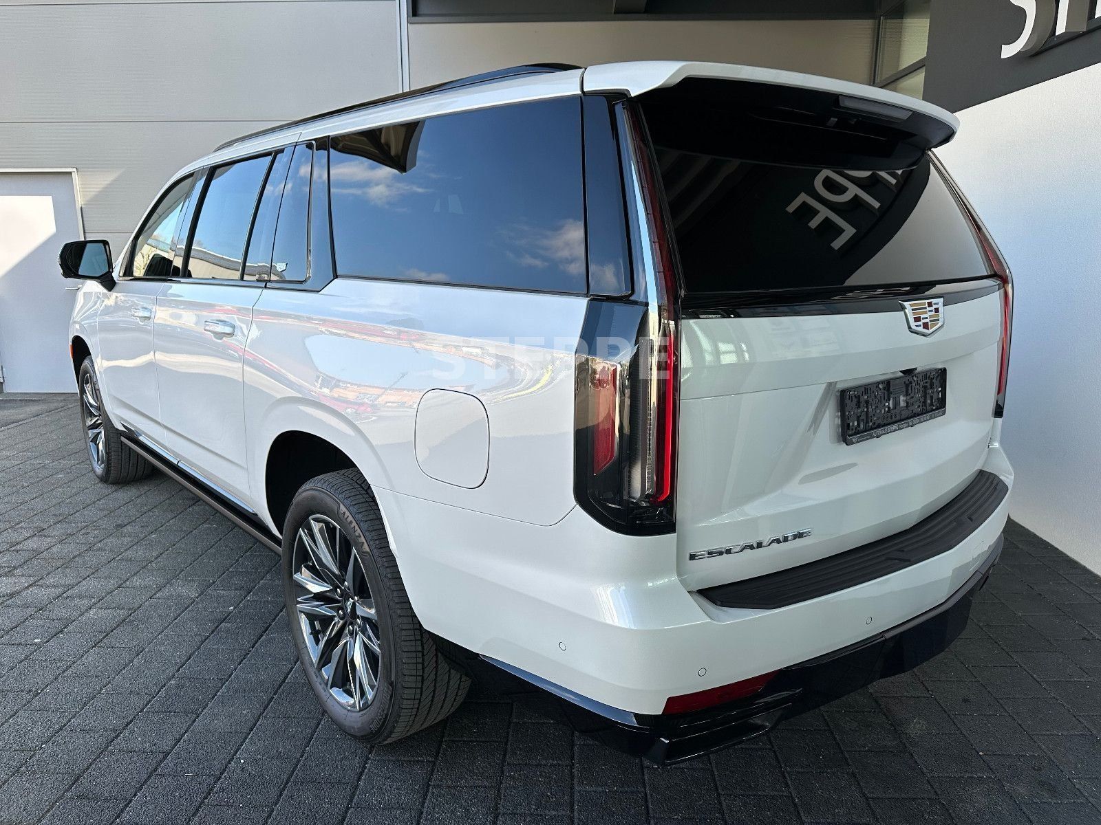 Cadillac Escalade 6.2 V8 ESV Sport Platinum EU-Navi AHK
