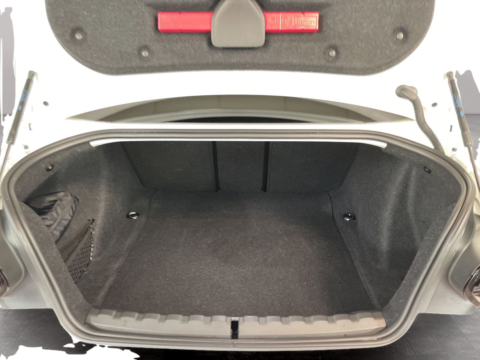 BMW 218 - Bild 16